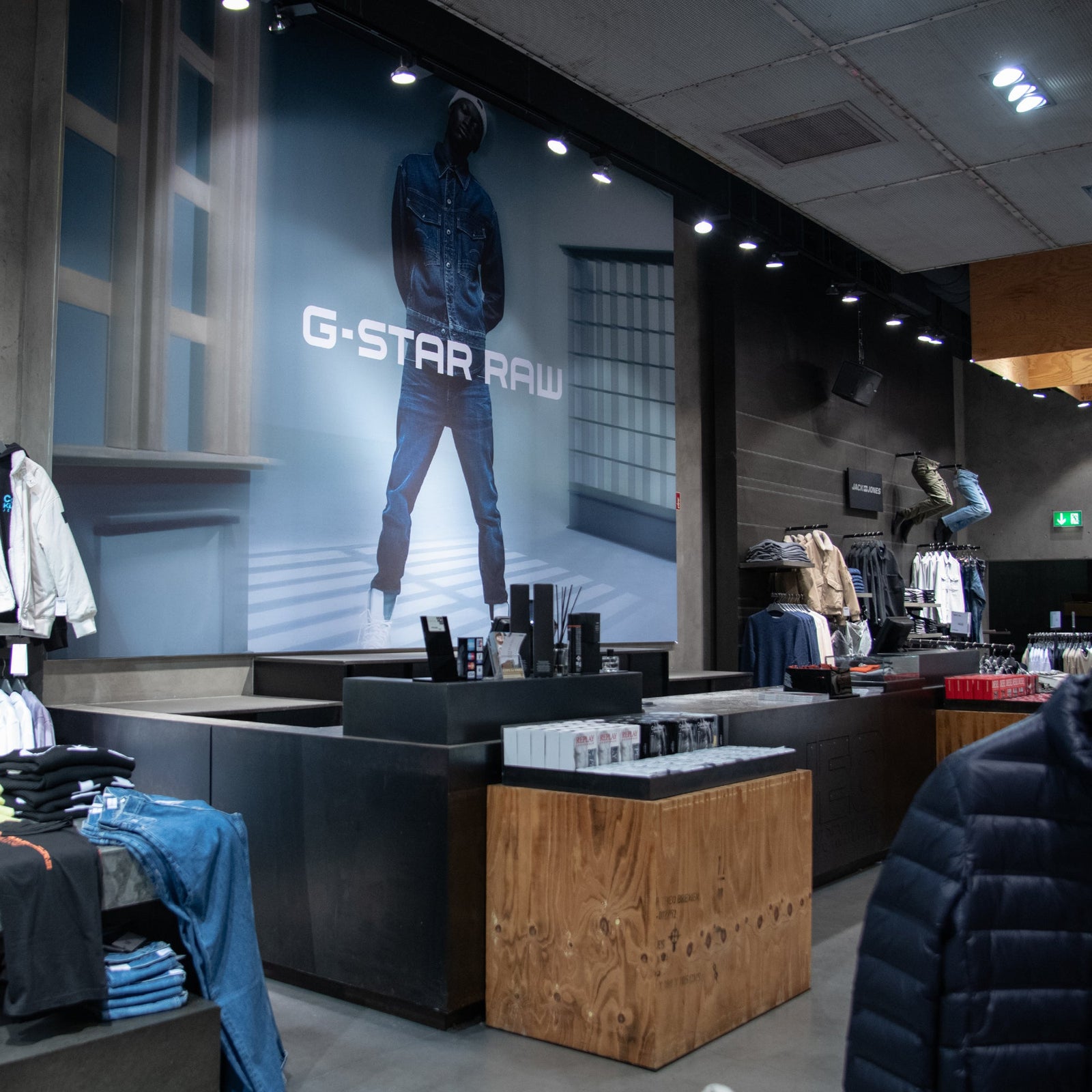 Bremen Waterfront Theo