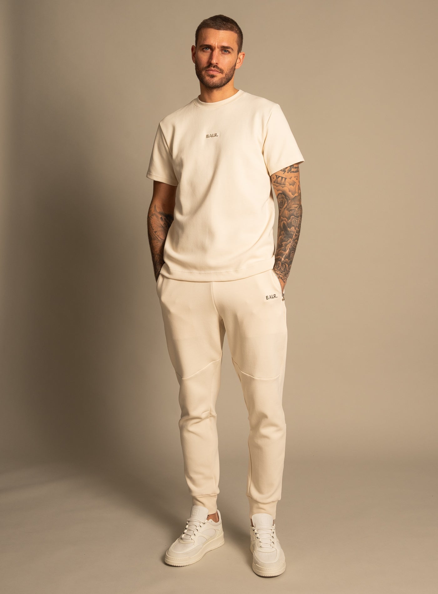 9A-B1112.1224 Q-SERIES SWEAT TEE