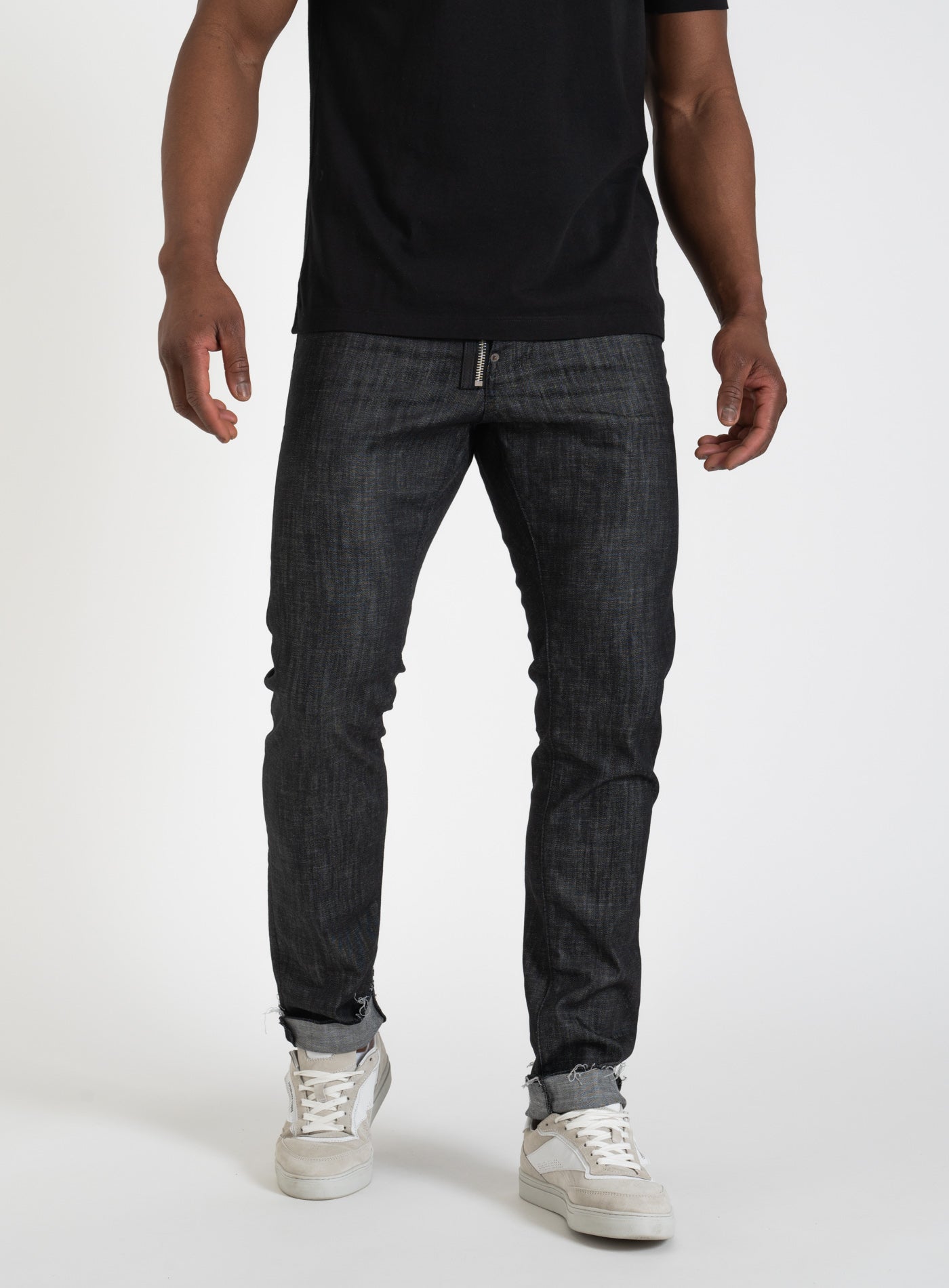 251-COOL GUY S71LB1566