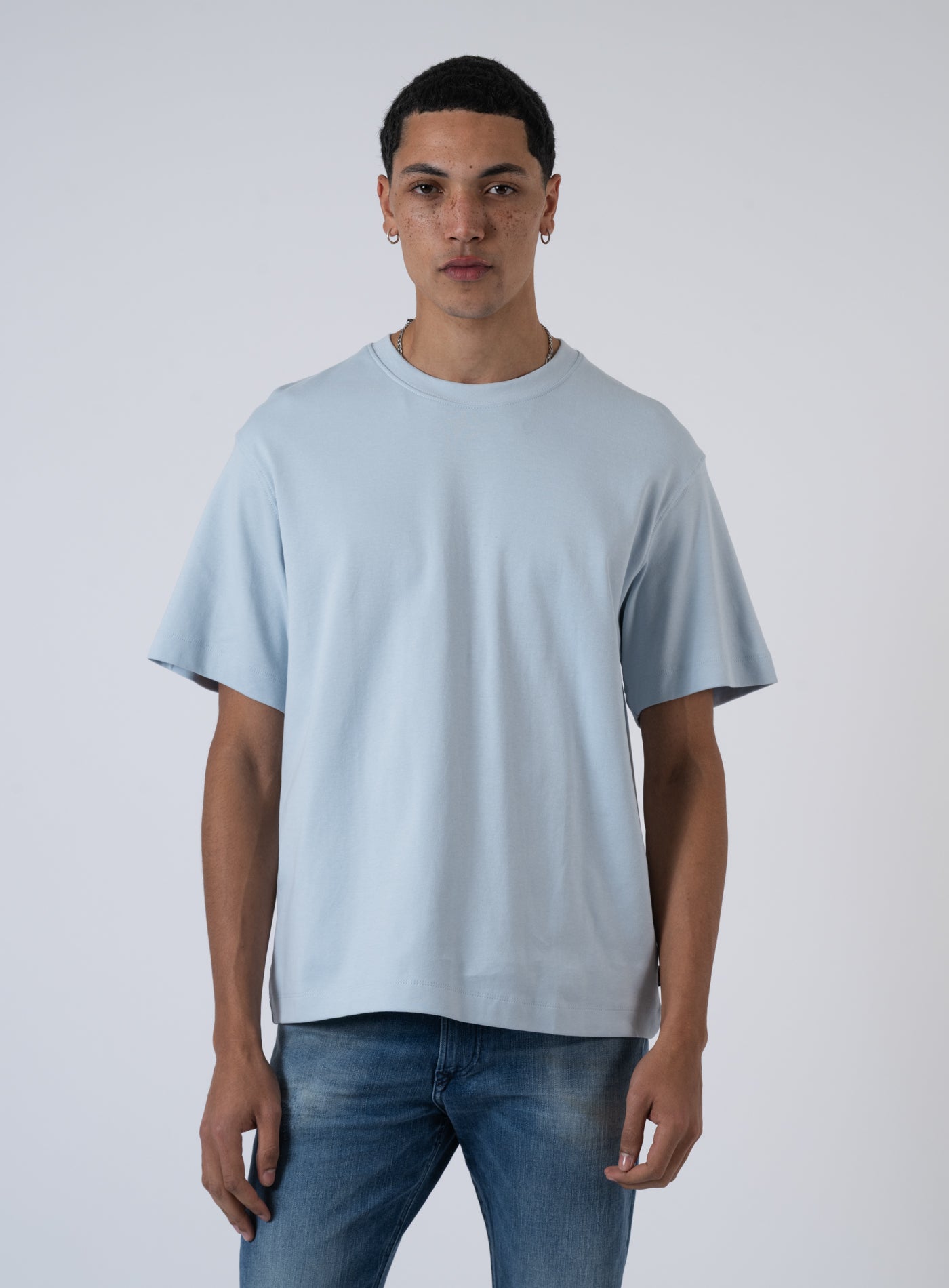 252-URBAN EDGE TEE 12254412