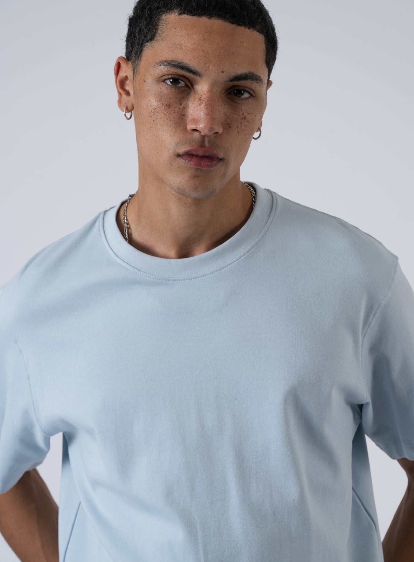 252-URBAN EDGE TEE 12254412