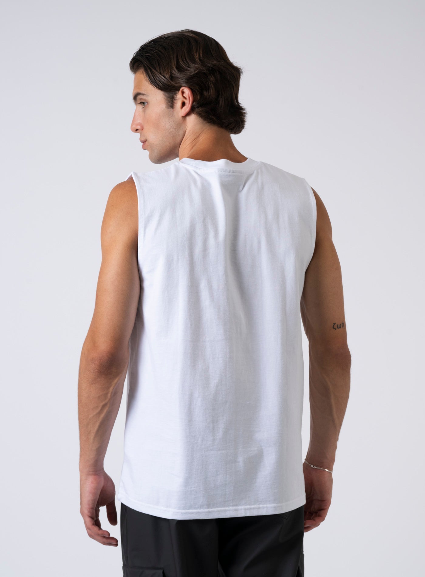 252-PGDR-5087 SIGNAR SLEEVELESS TEE