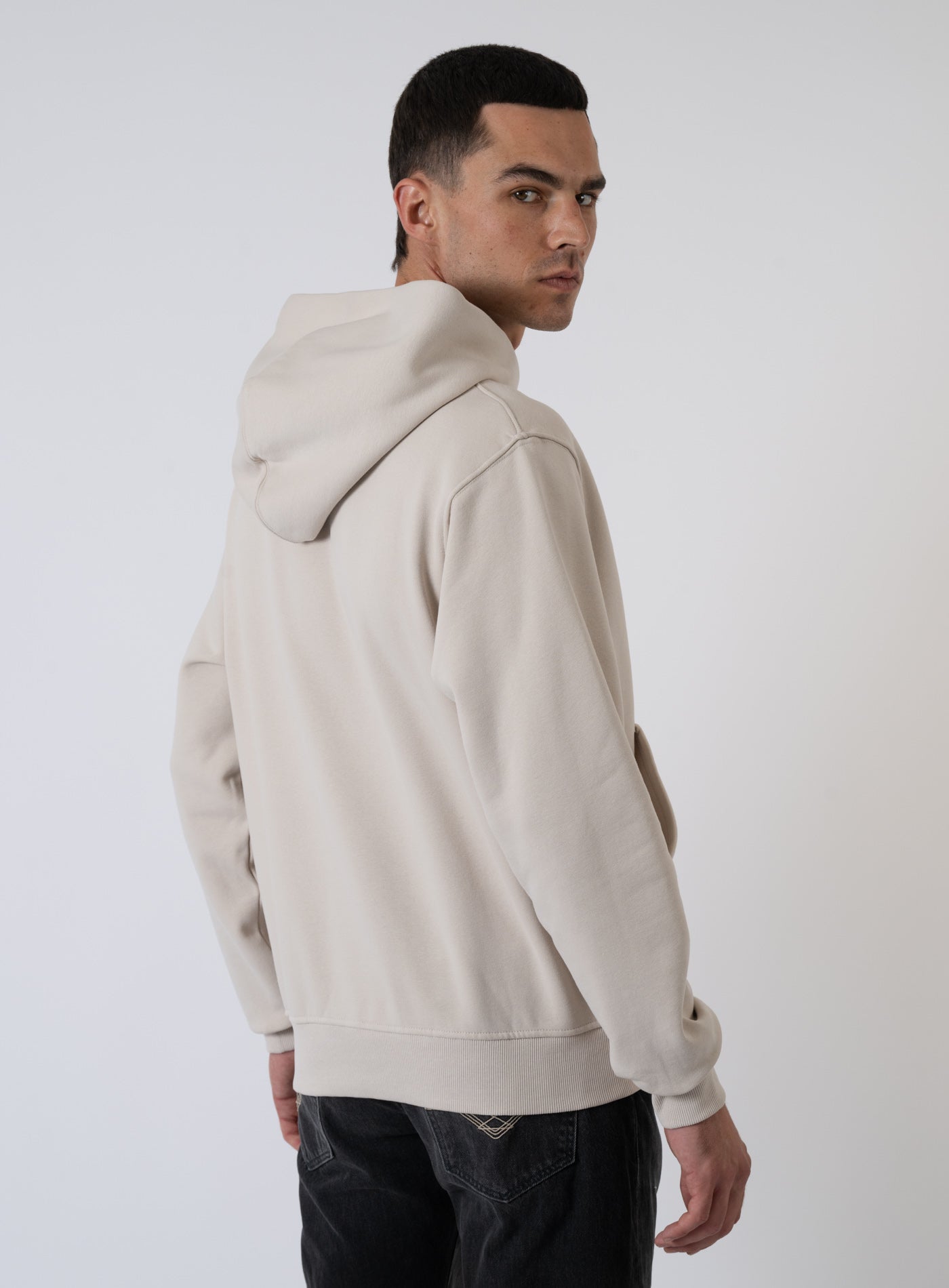 252-URBAN EDGE HOOD 12259944
