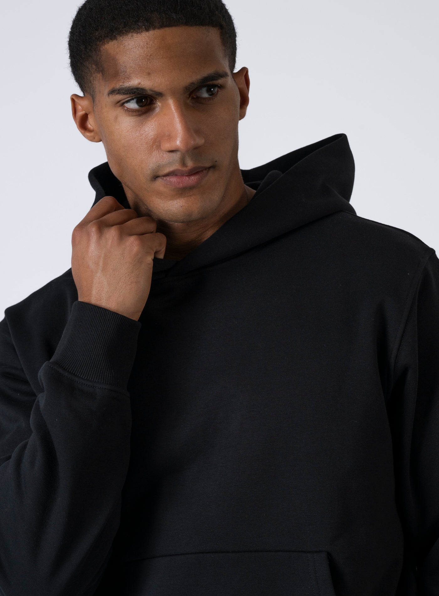 252-URBAN EDGE HOOD 12259944