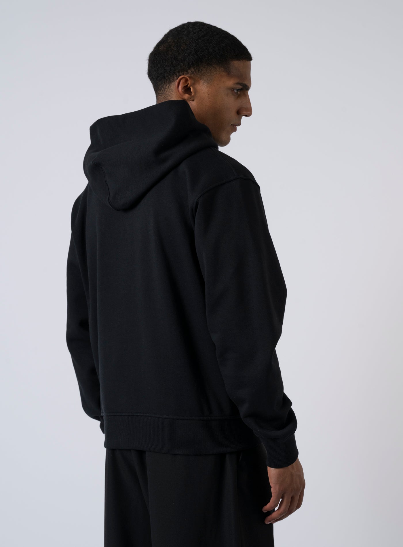 252-URBAN EDGE HOOD 12259944