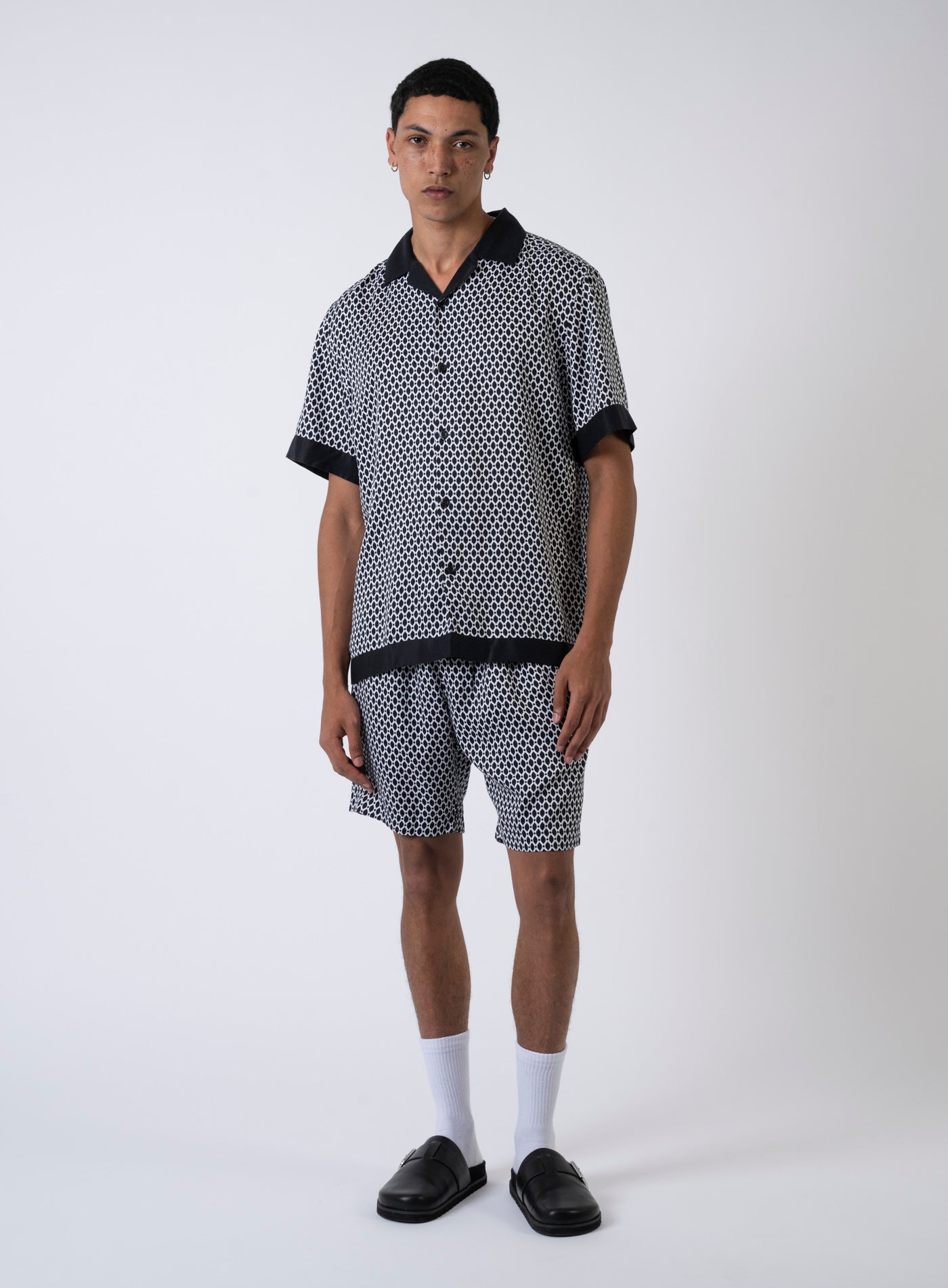 251K-HIRO 30047261