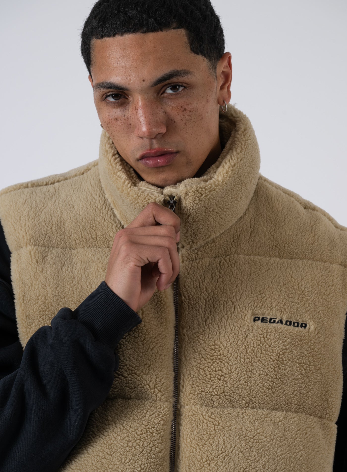 252-PGDR 5095 LANDIN