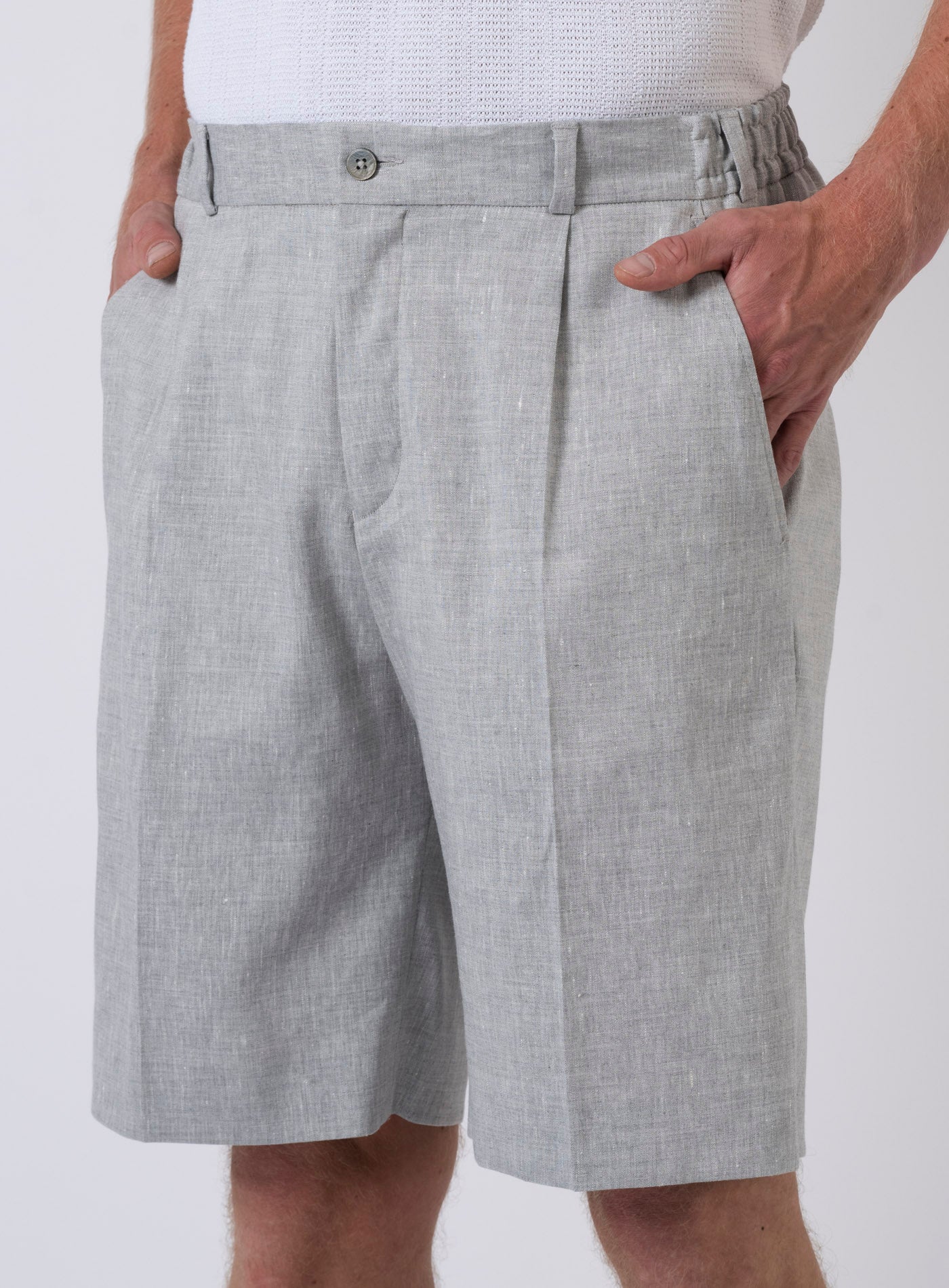 251-211547 UNICO SE SHORT