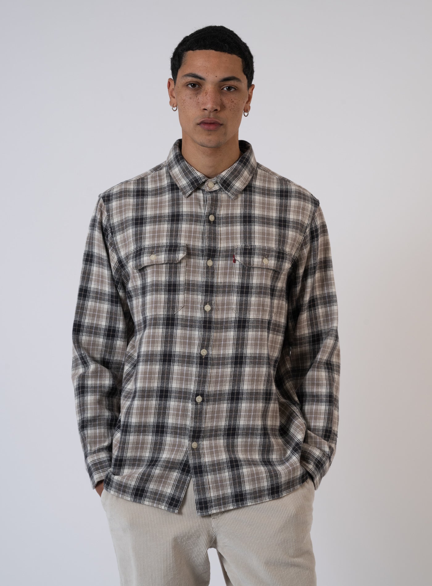 252-19573 JACKSON WORKER