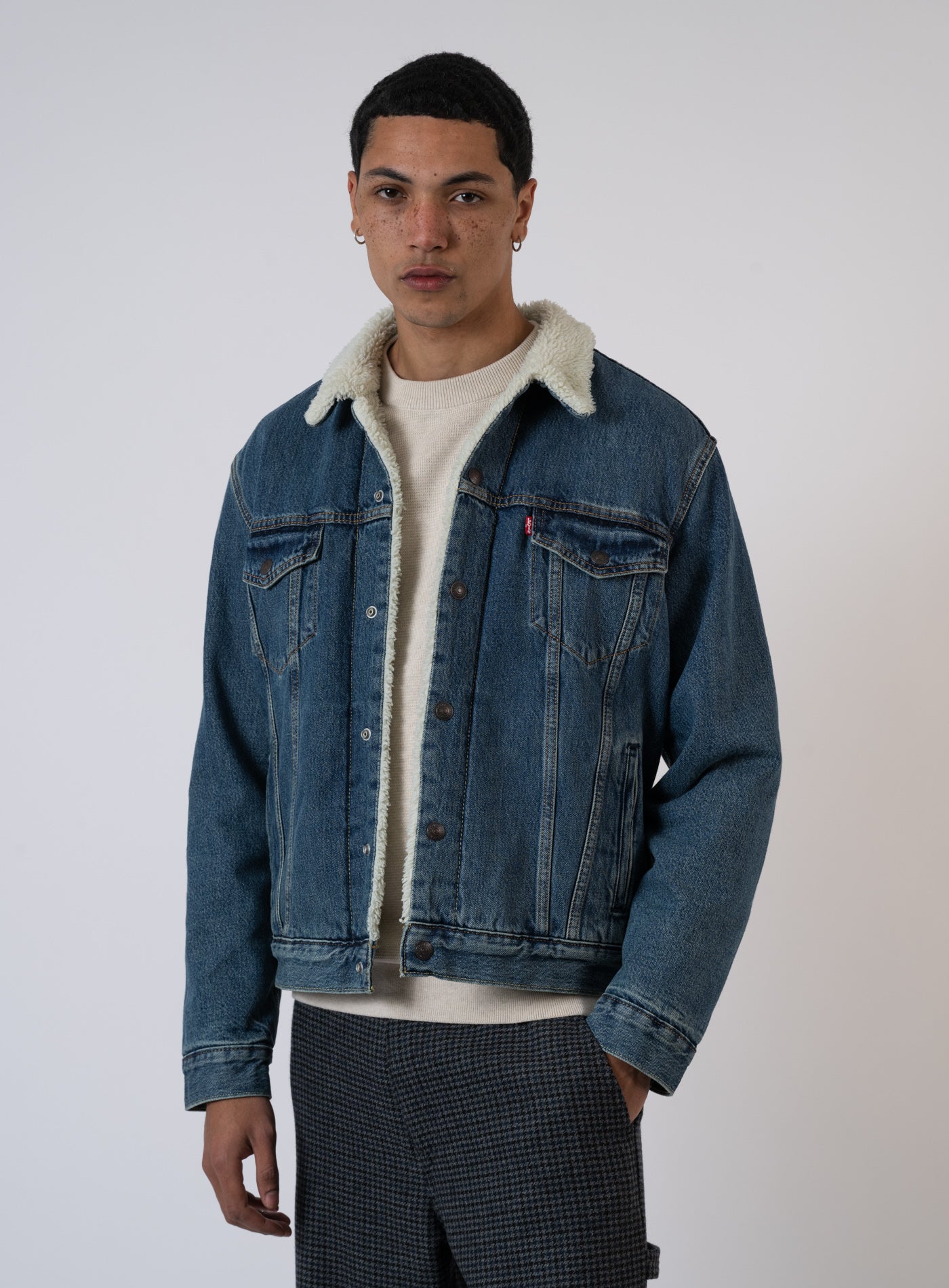 252-16365 TYPE 3 SHERPA TRUCKER