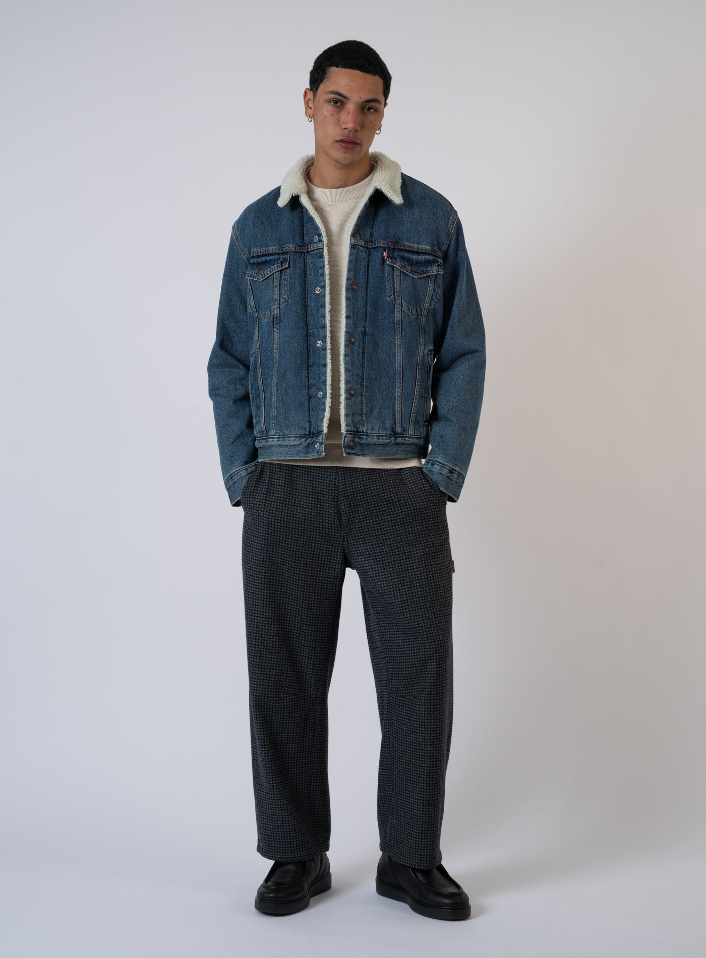 252-16365 TYPE 3 SHERPA TRUCKER