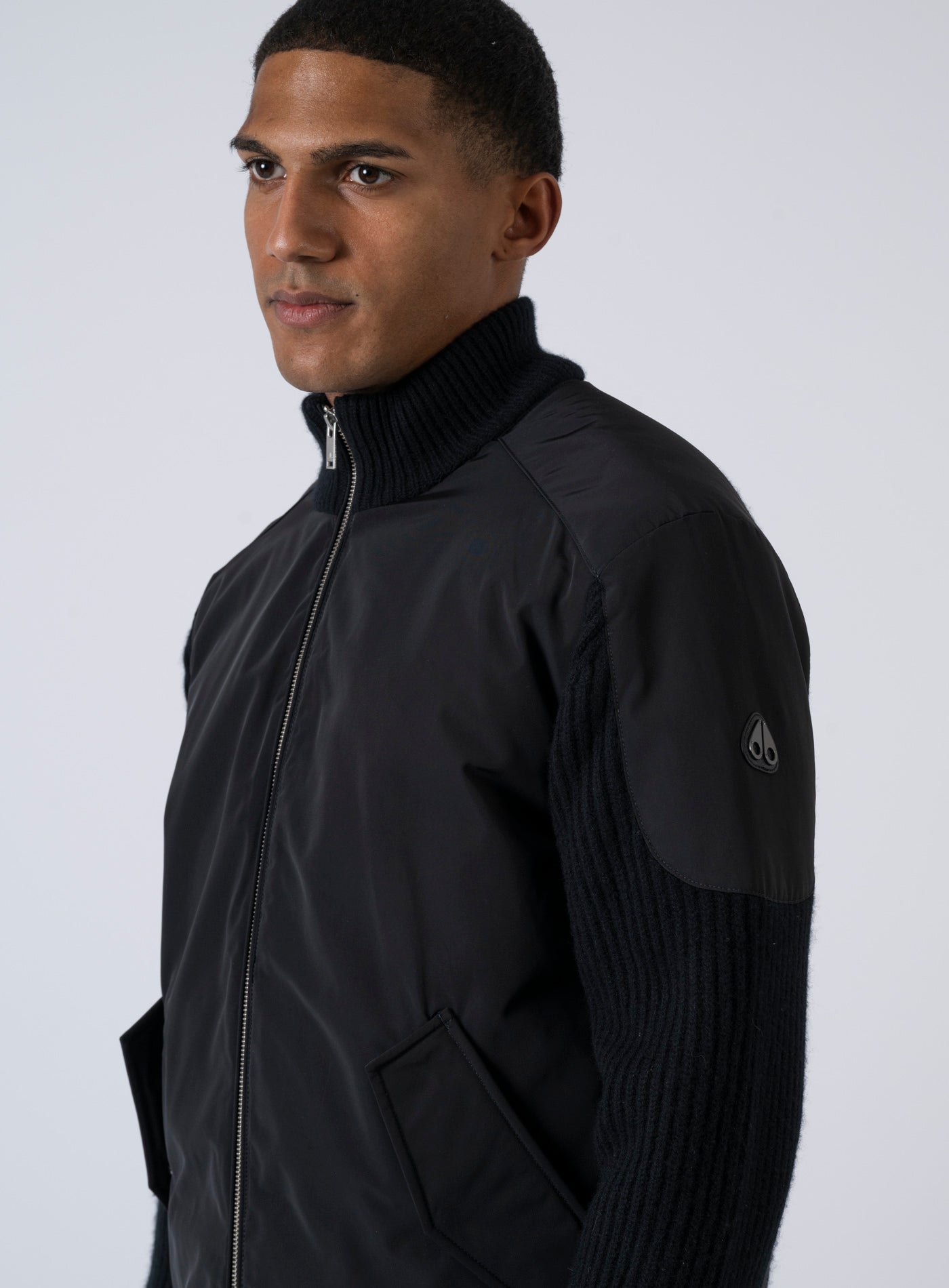 252-MAGNUS KNIT HYBRID M35MK661