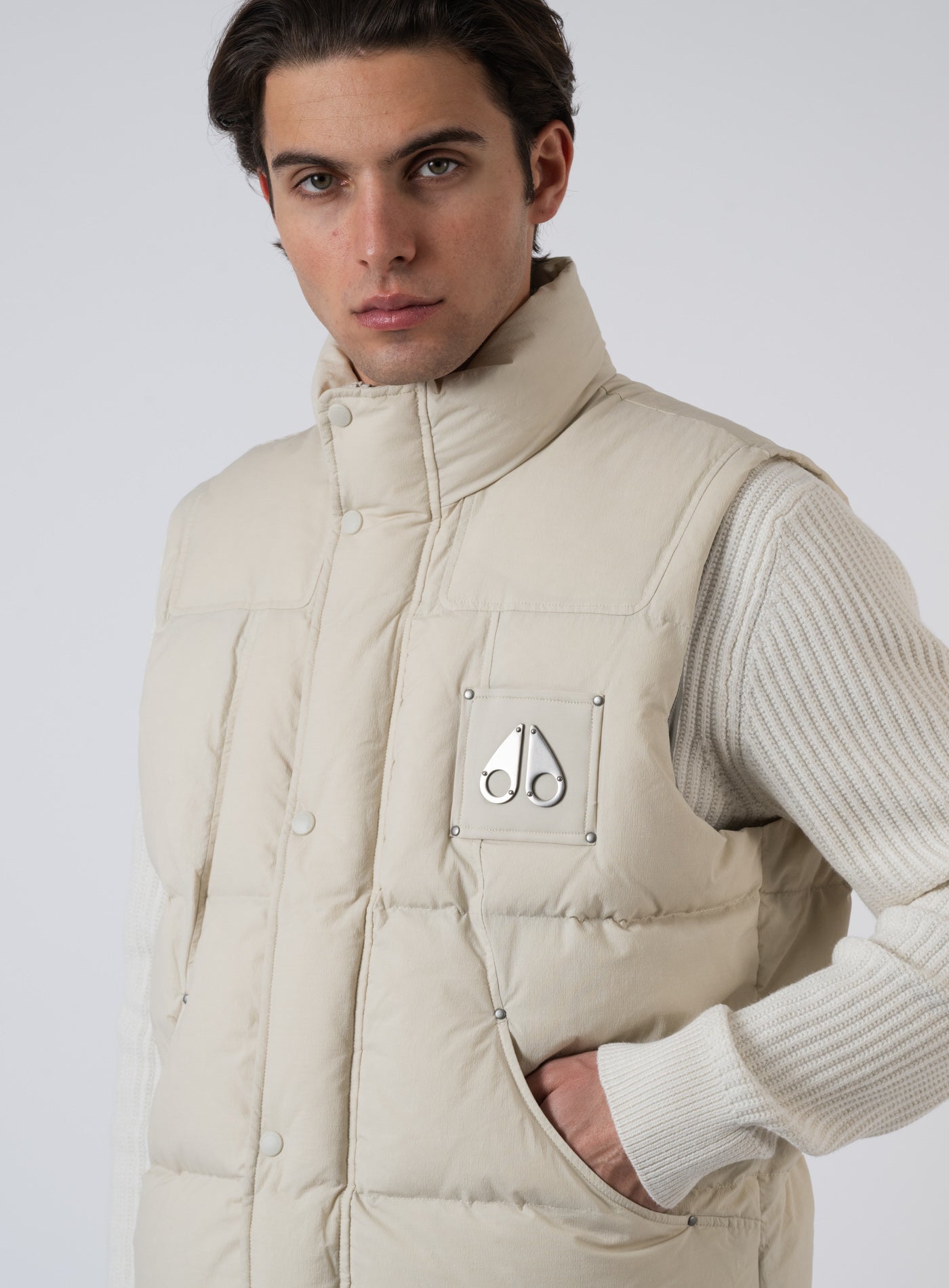 252-EVEREST VEST M35MV450