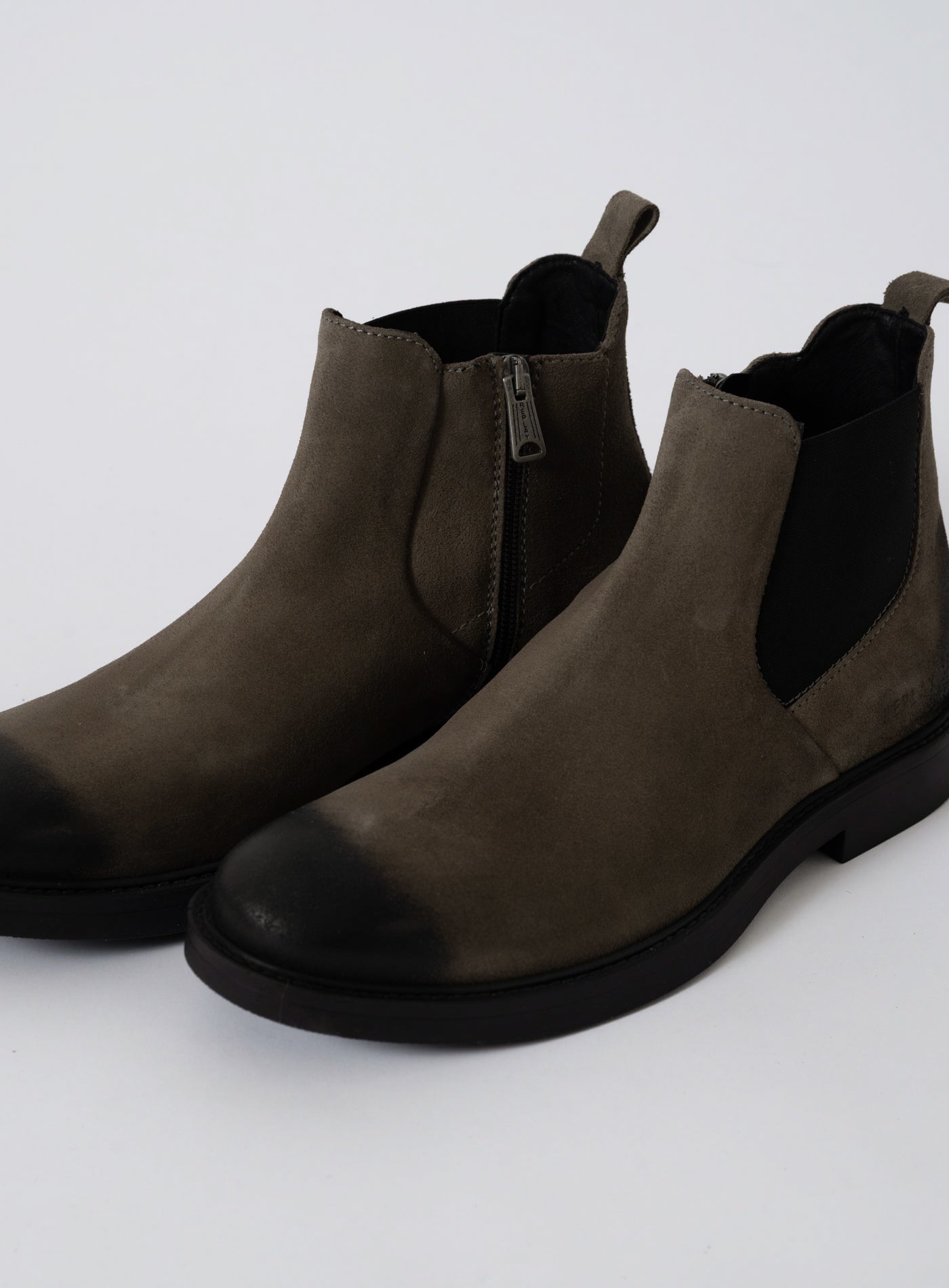 252-MILES CHELSEA GMC1C-C0009L