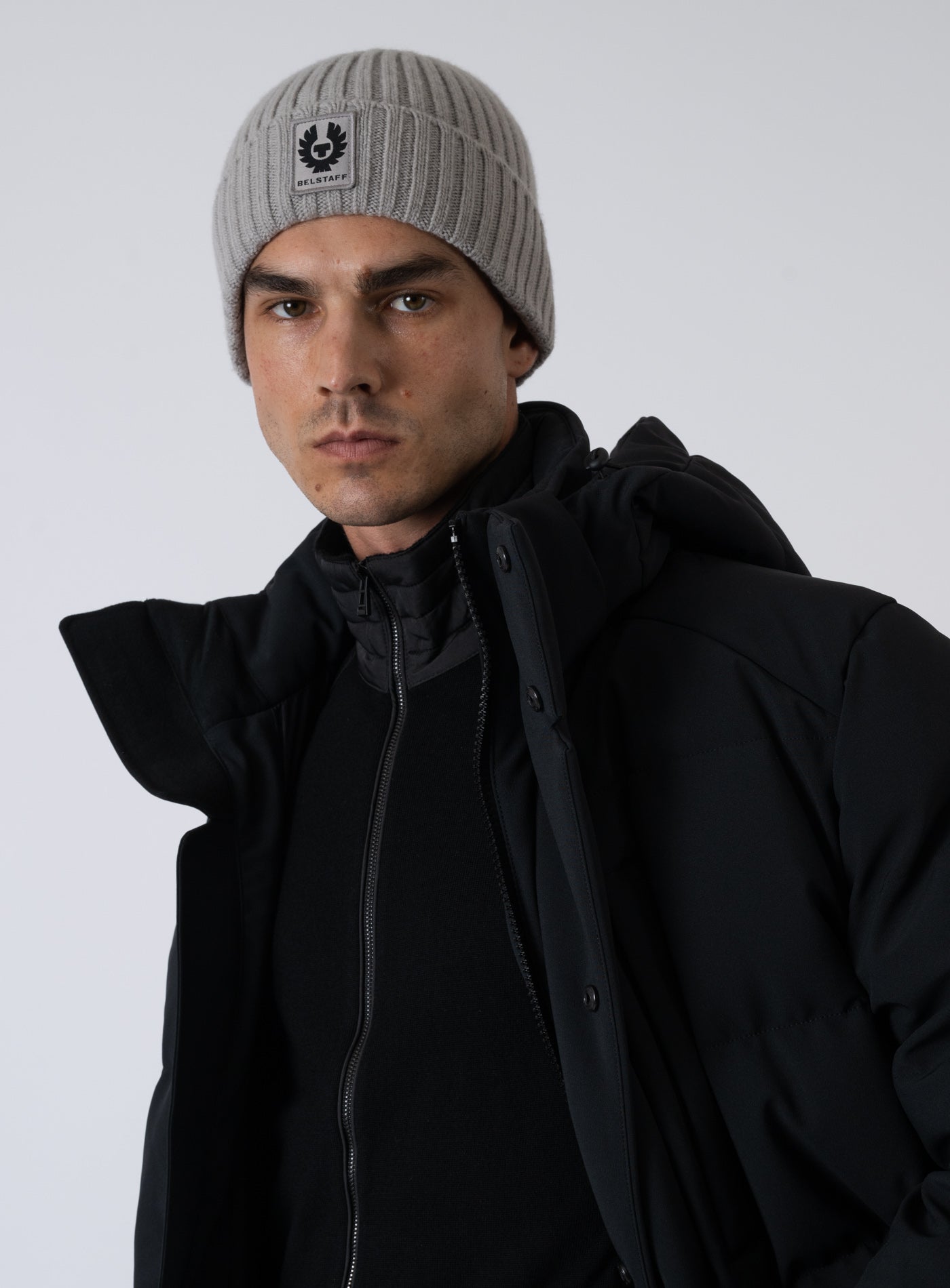 252-WATCH BEANIE 100067