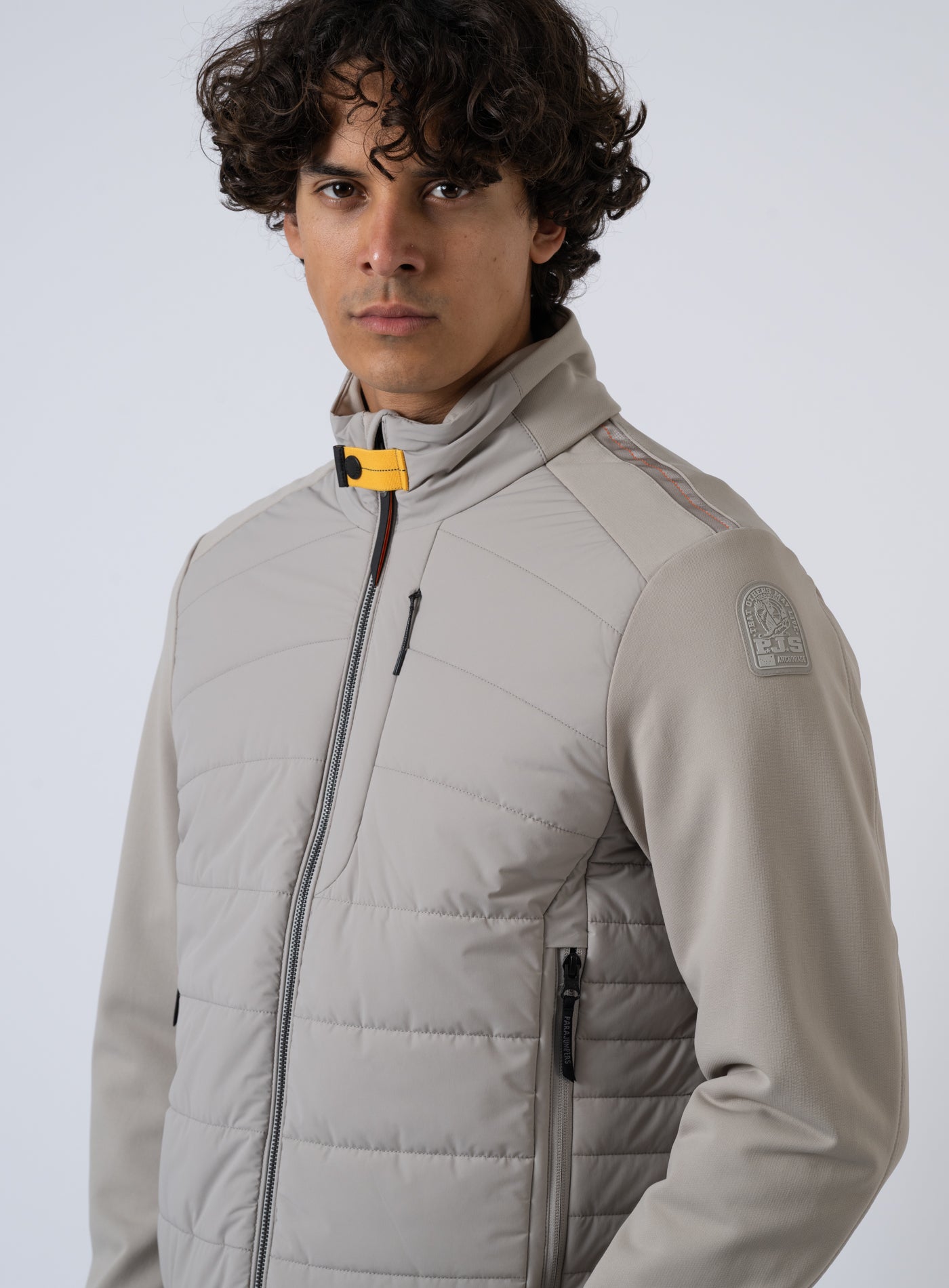 252-MICK HH02