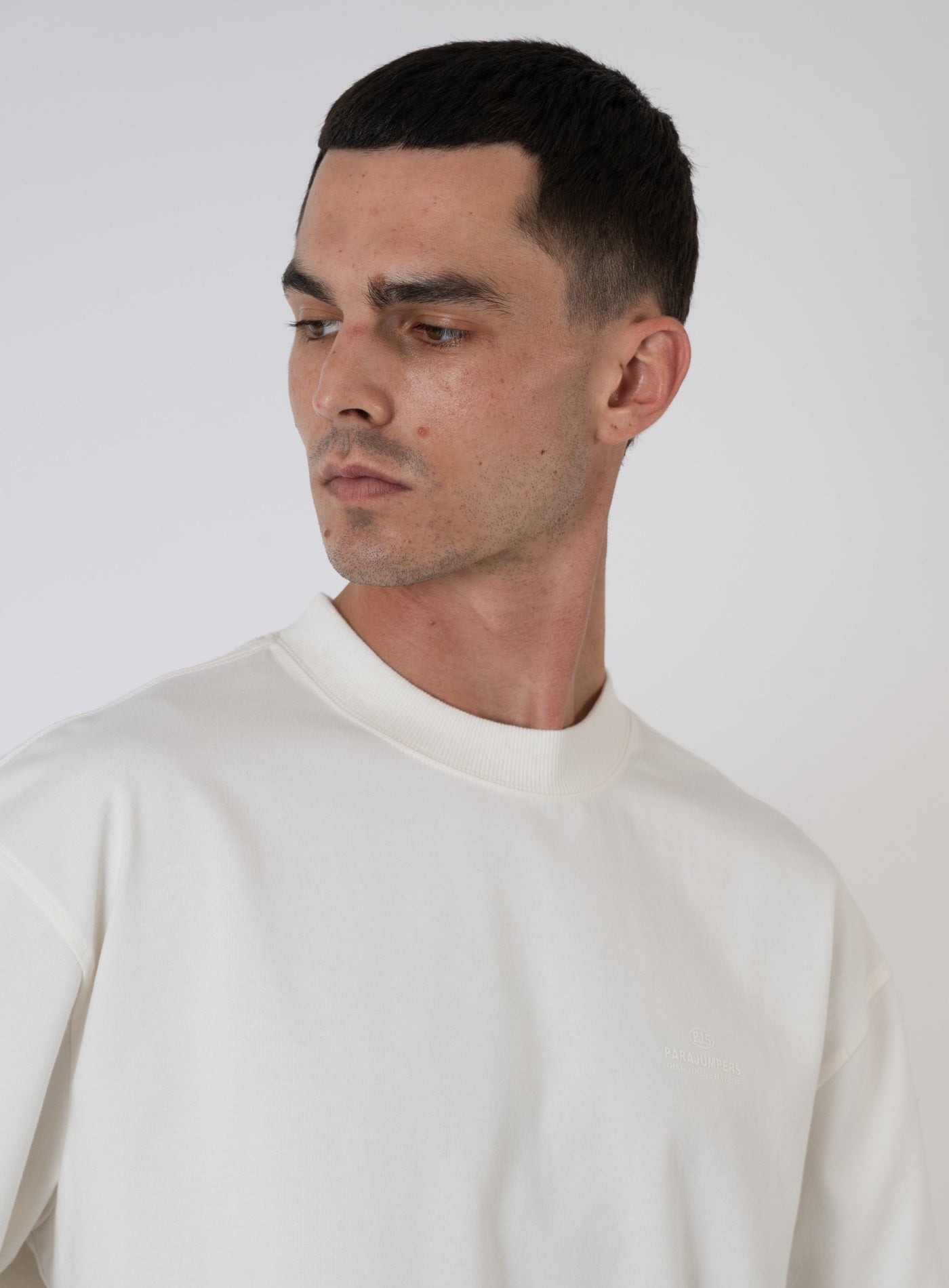 252-REG TEE SC02