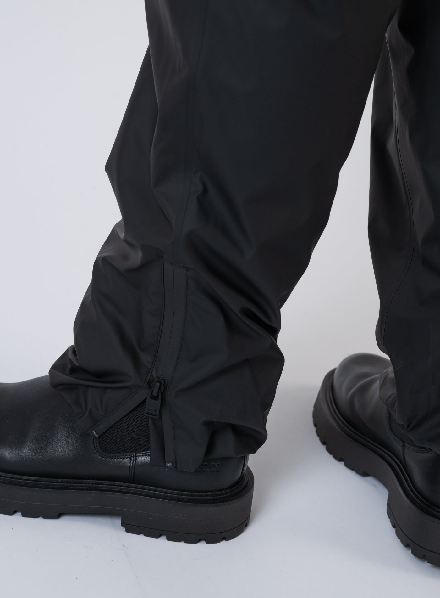 252-17110 LOHJA INSULATED PANTS W3T2