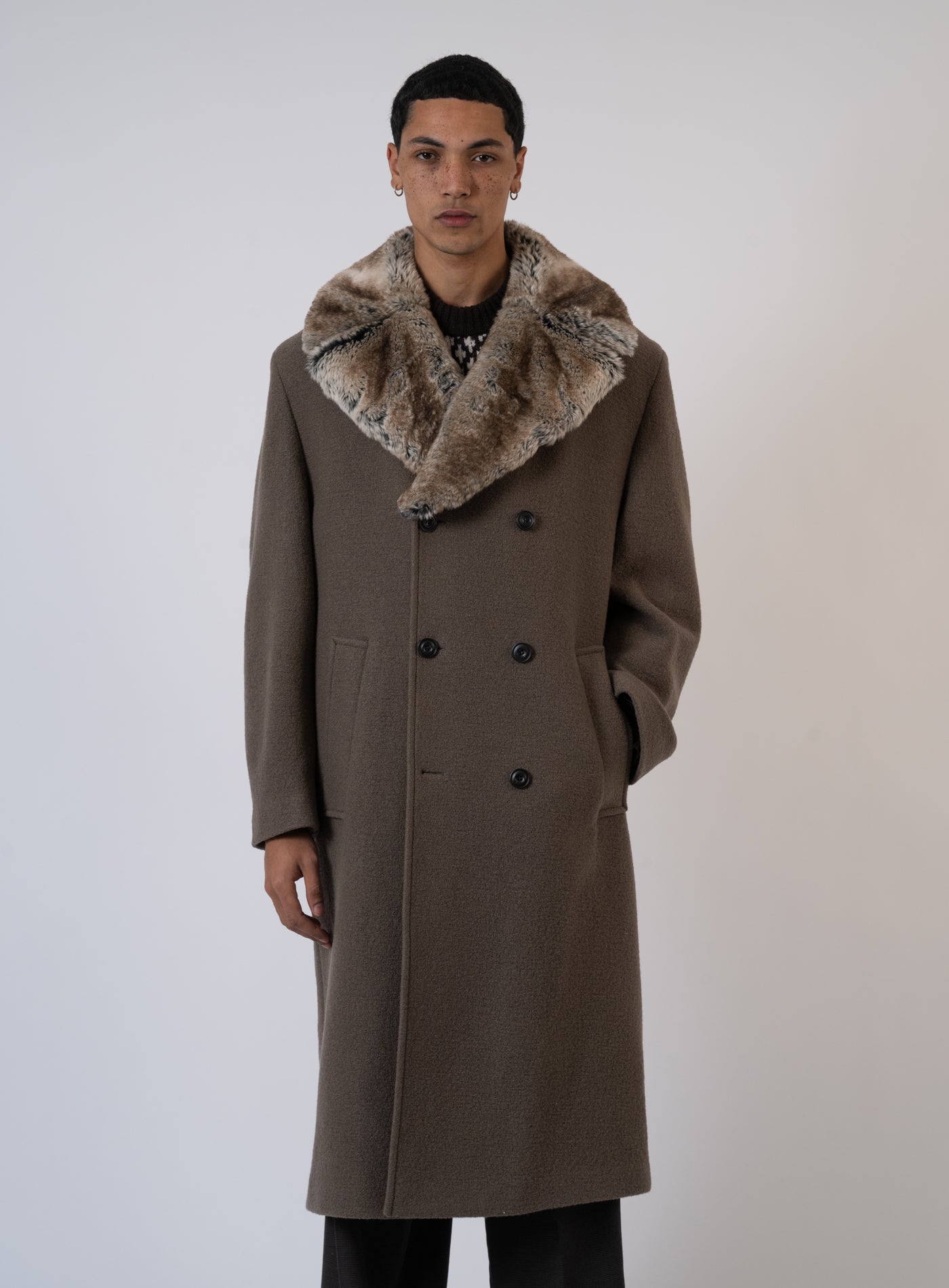 252-MACARIO2541 50546526