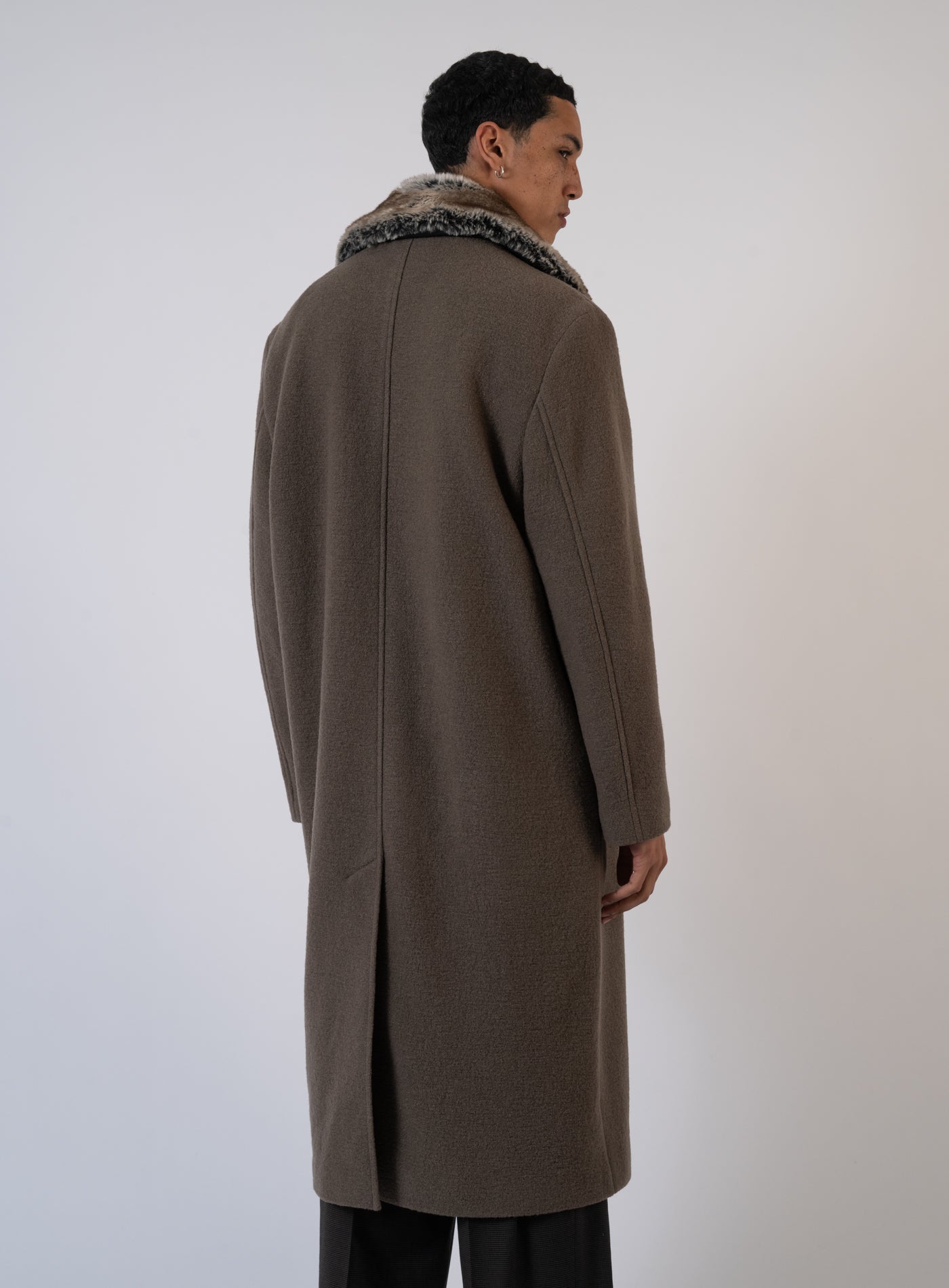 252-MACARIO2541 50546526