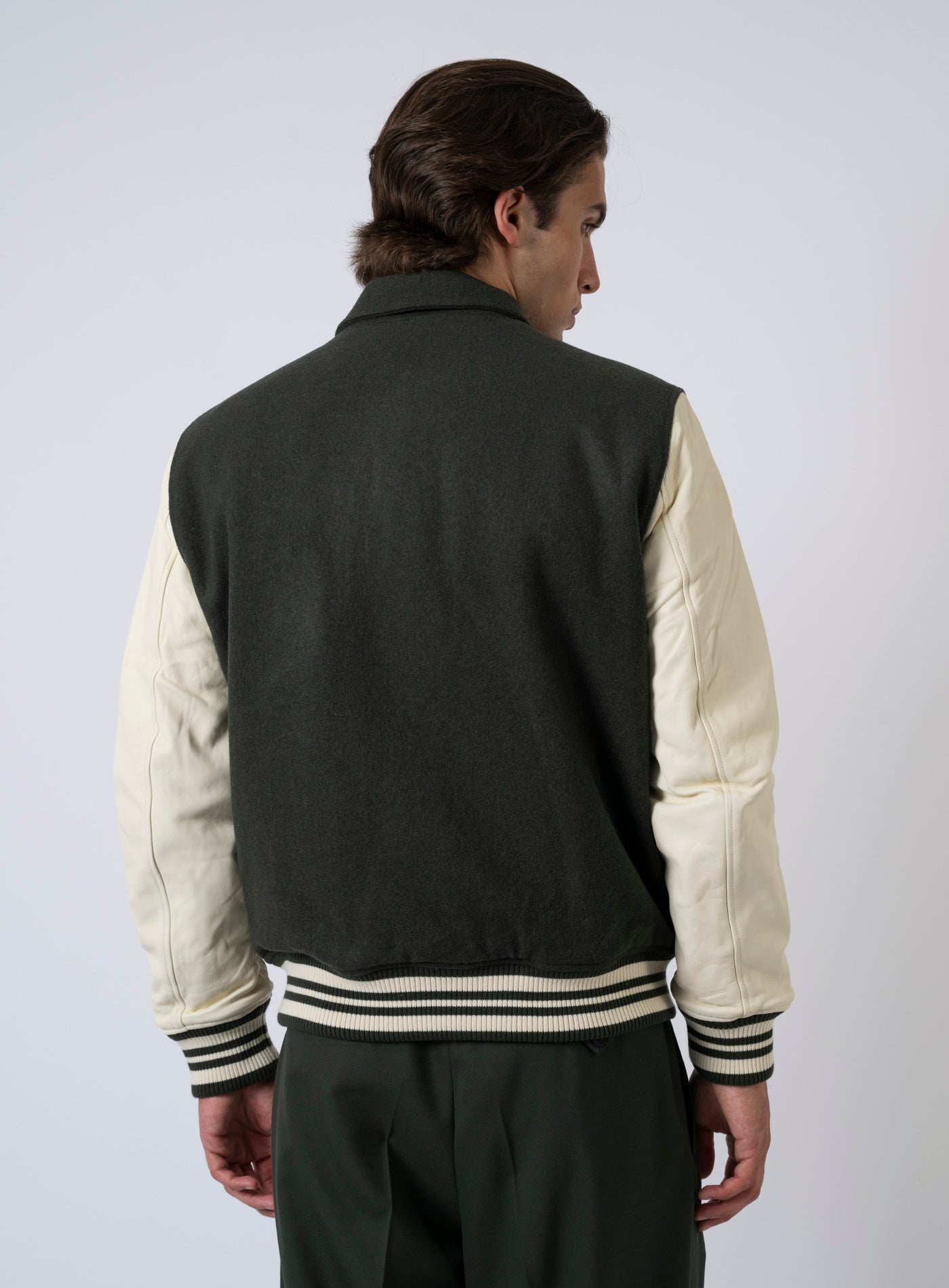 252-VARSITY 1000587