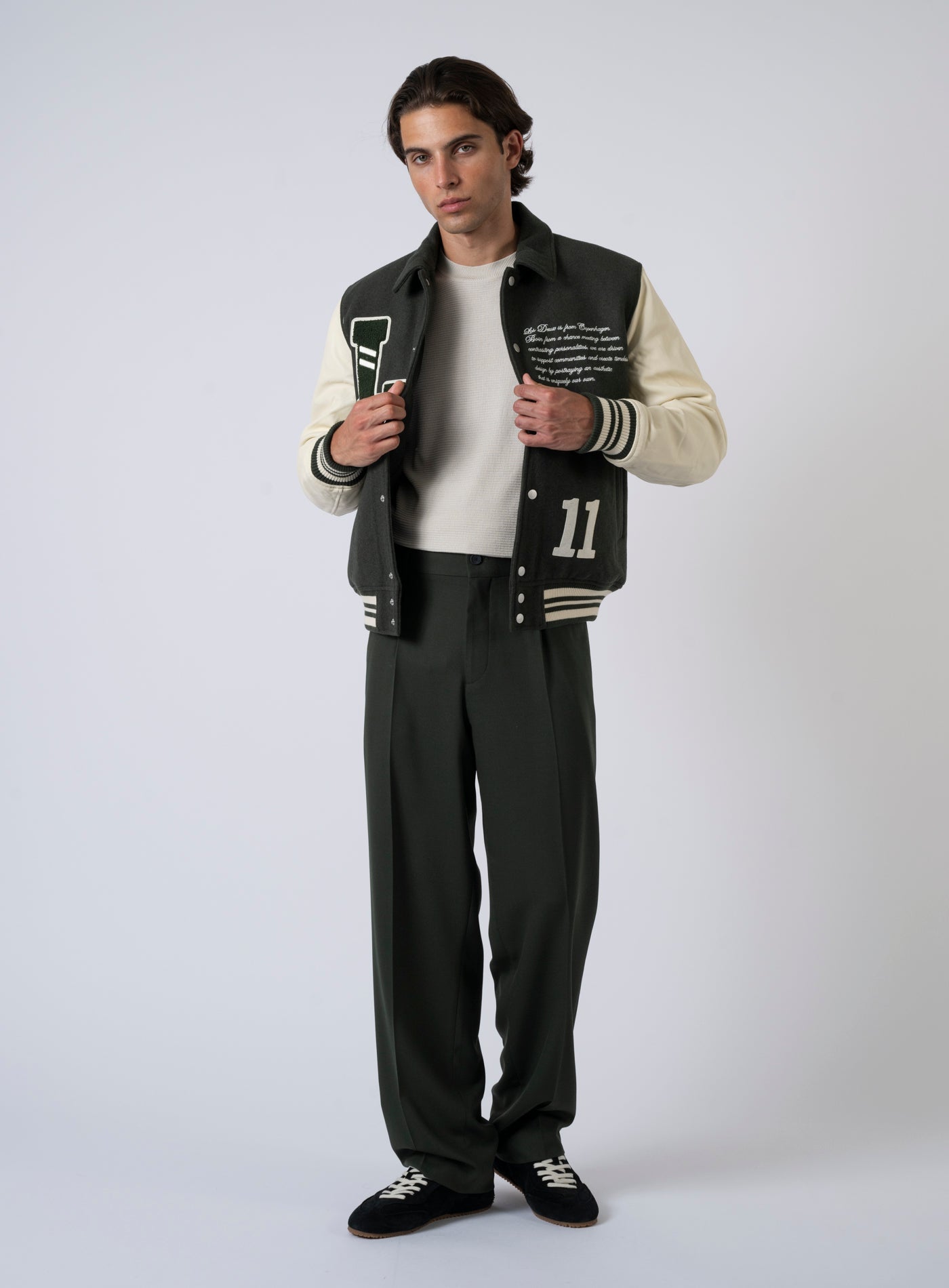 252-VARSITY 1000587