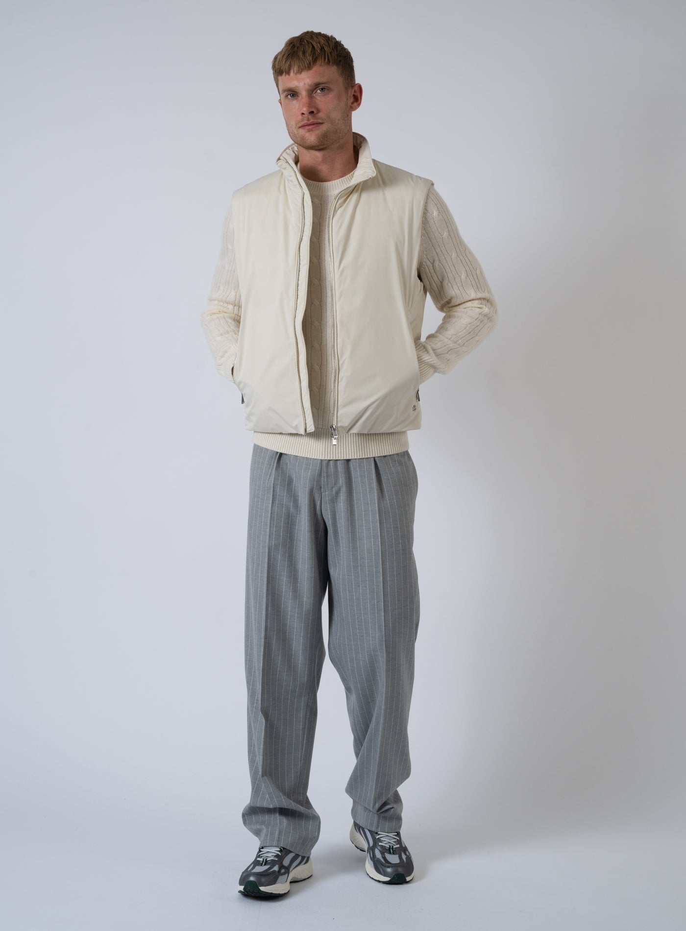 252-H-DARENS 50549189