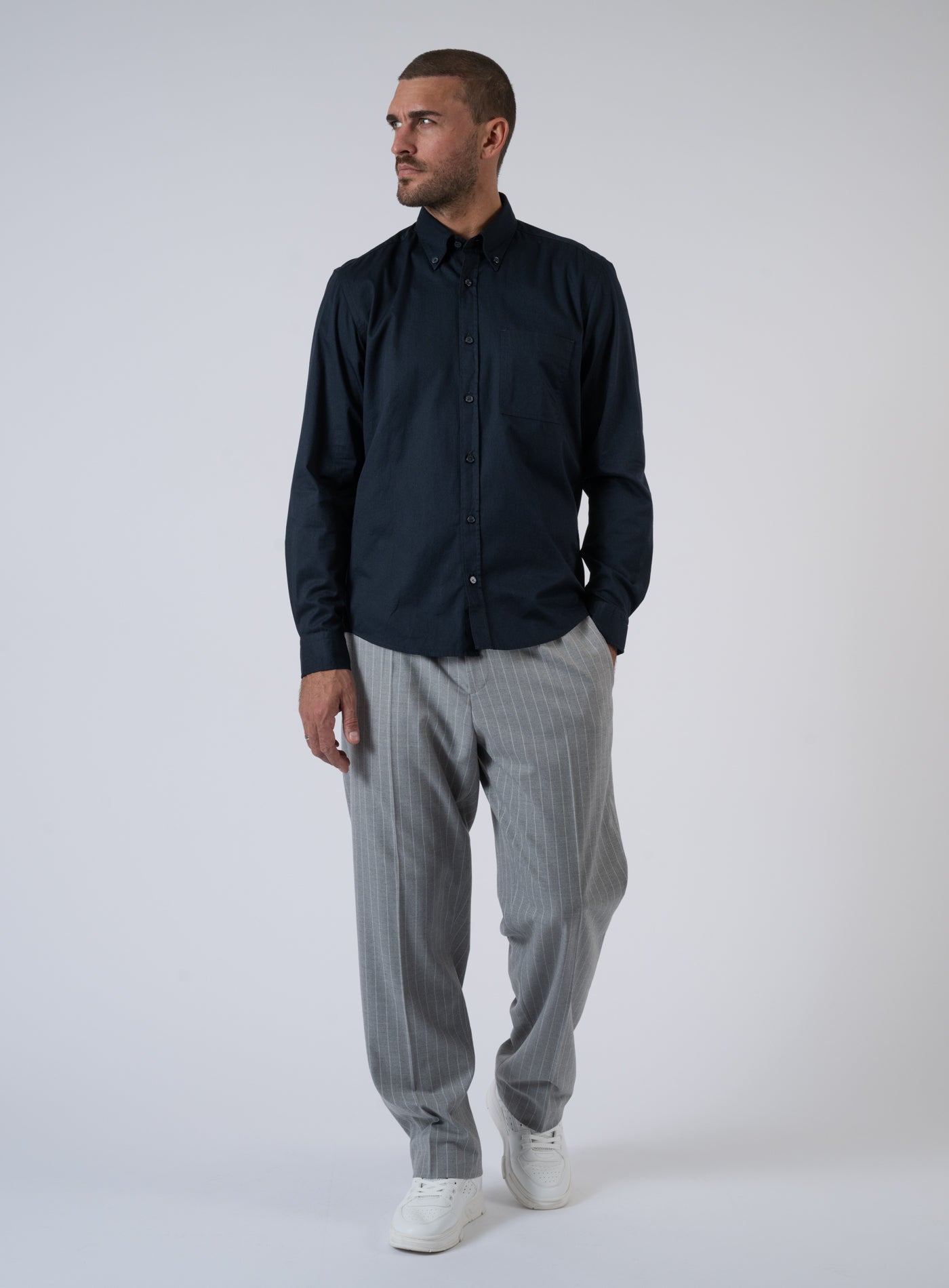 252-H-LIAM-BD-P-C1 0585 254