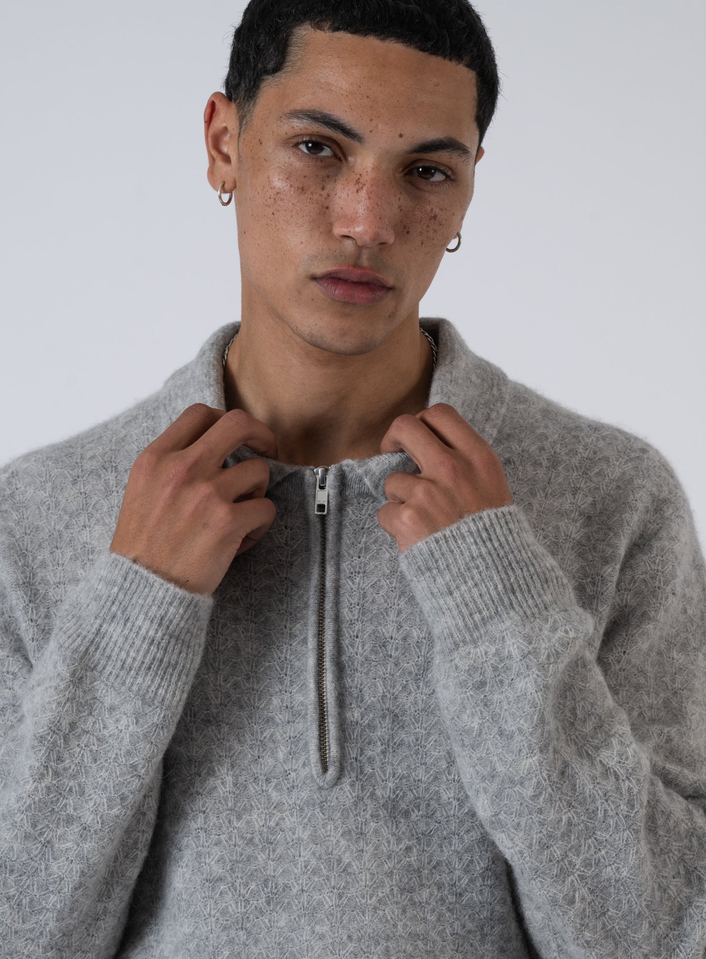 252-ALFI 6656 2466656679