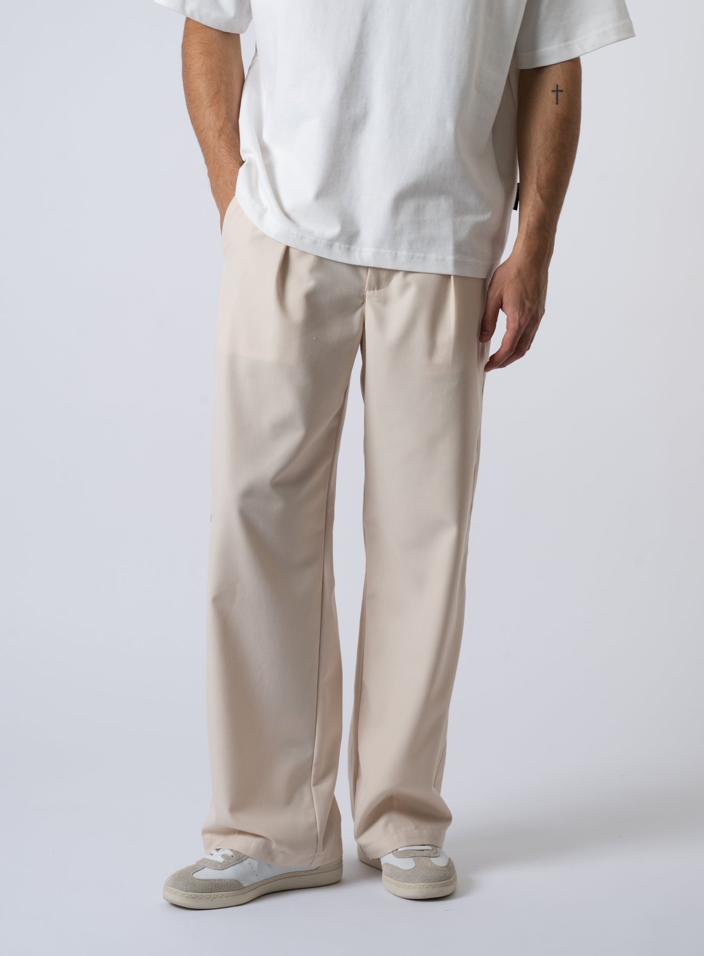 252-SOHO PLEATED PC-007