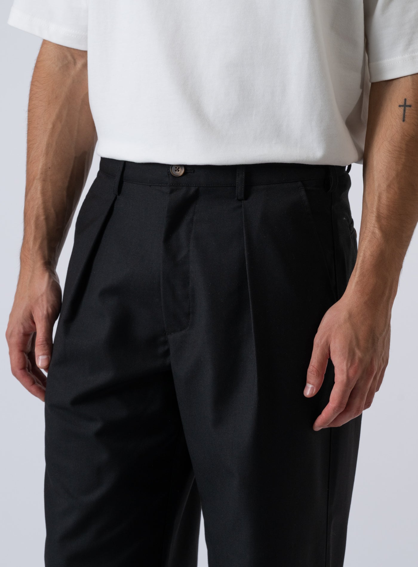 252-SOHO PLEATED PC-007