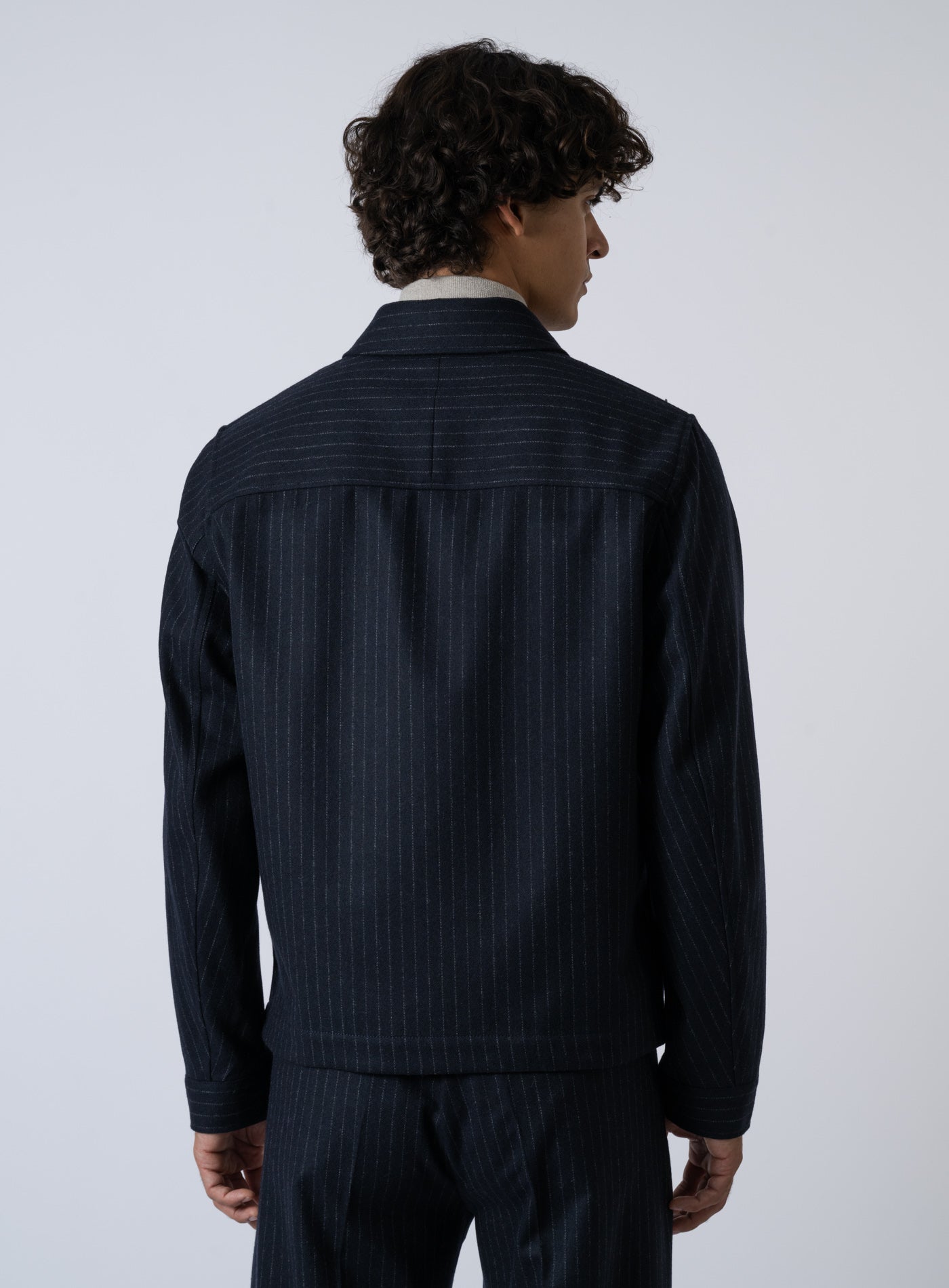 252-113756 BARNABY C