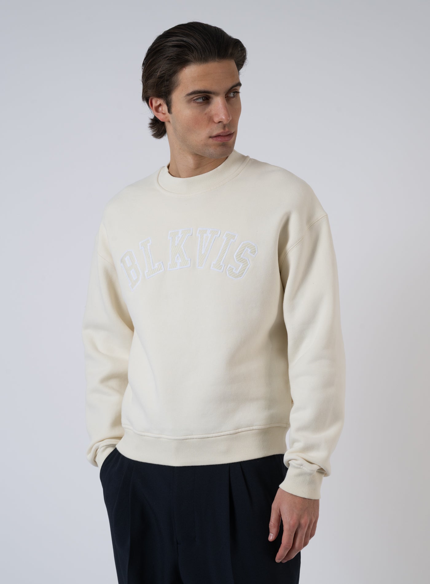 261-4254-2000 LOGO CREW NECK