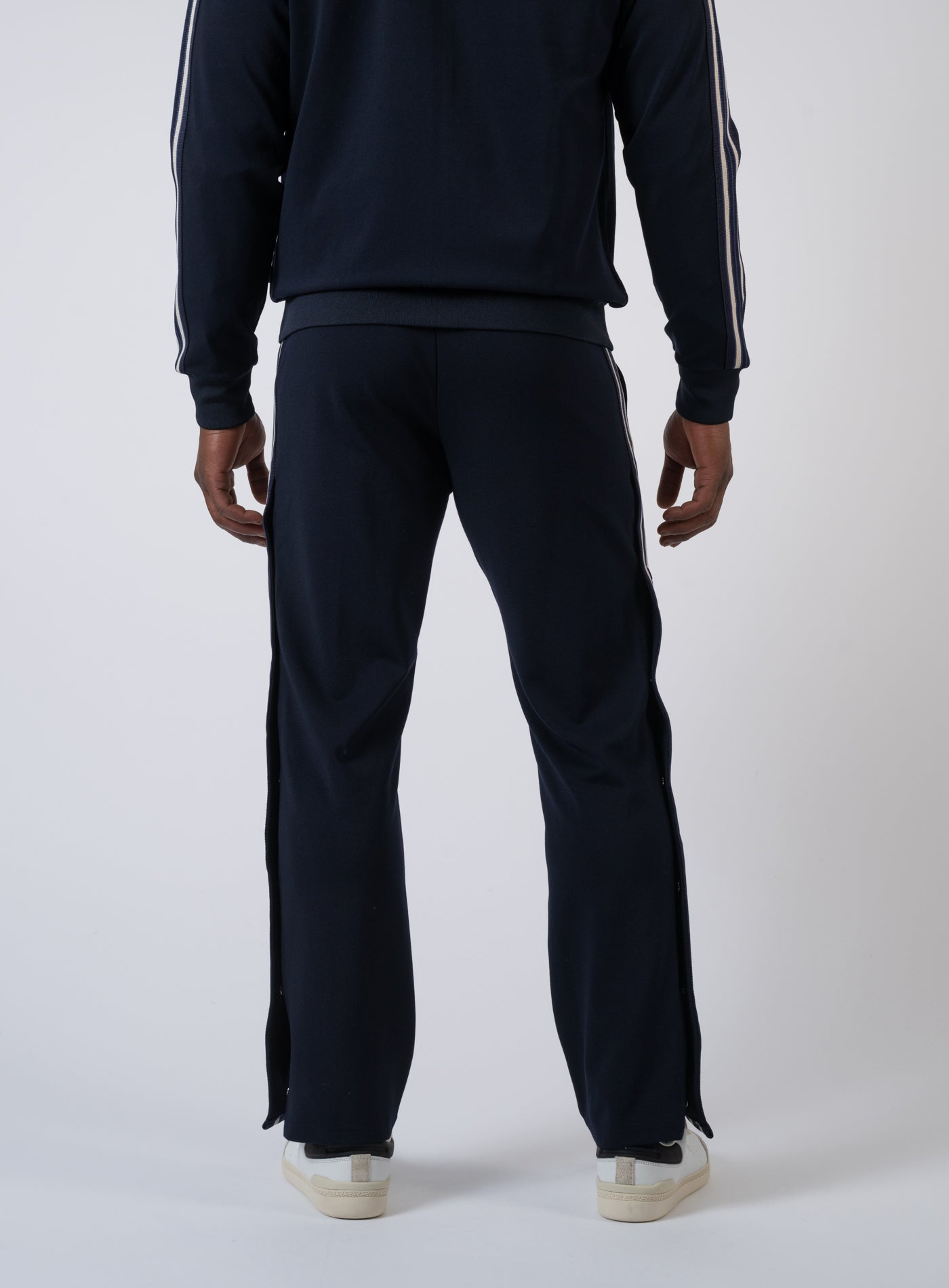 261-STIRLING BASKETBALL 1001072