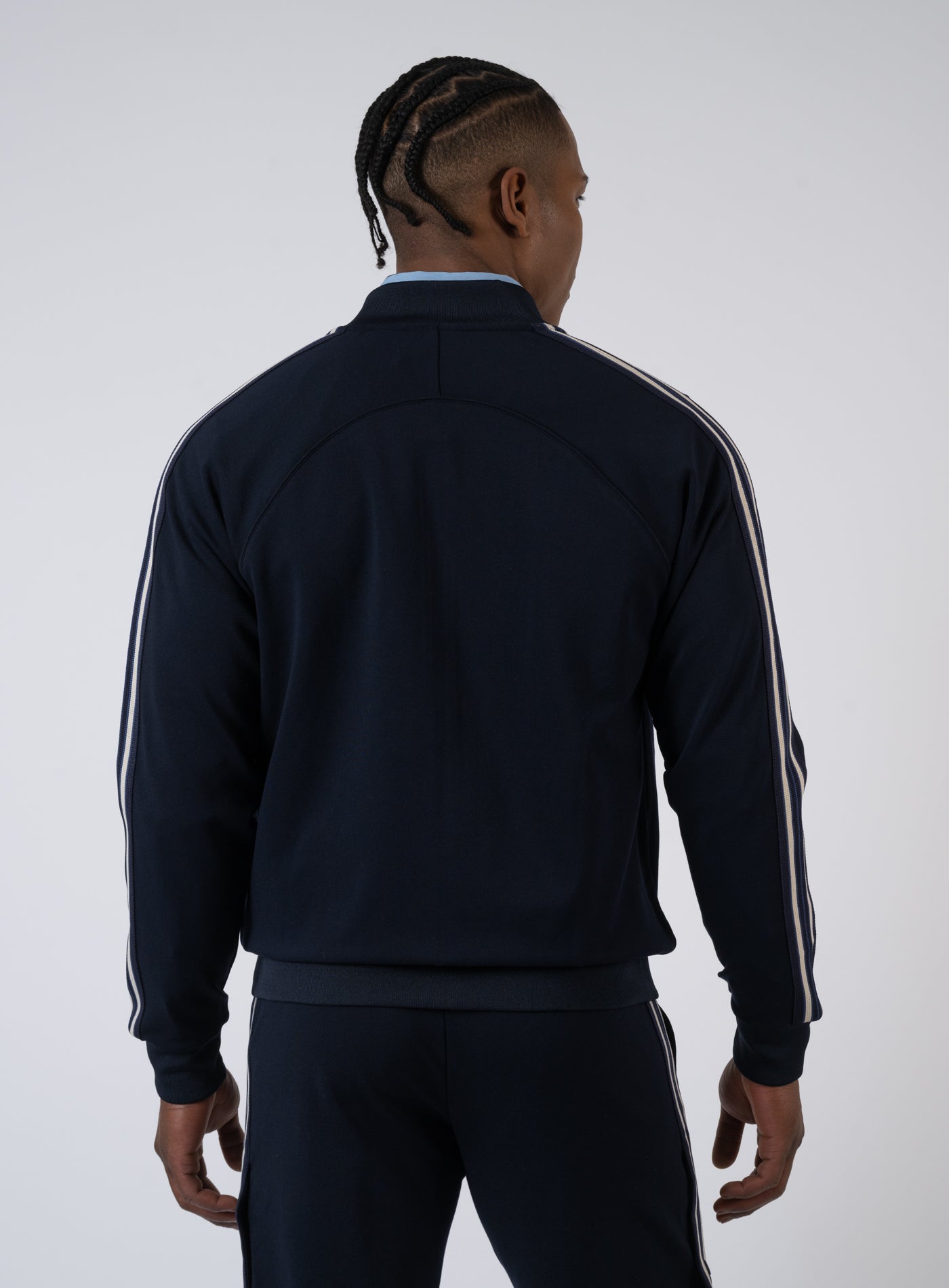 261-STIRLING BASKETBALL 1001071