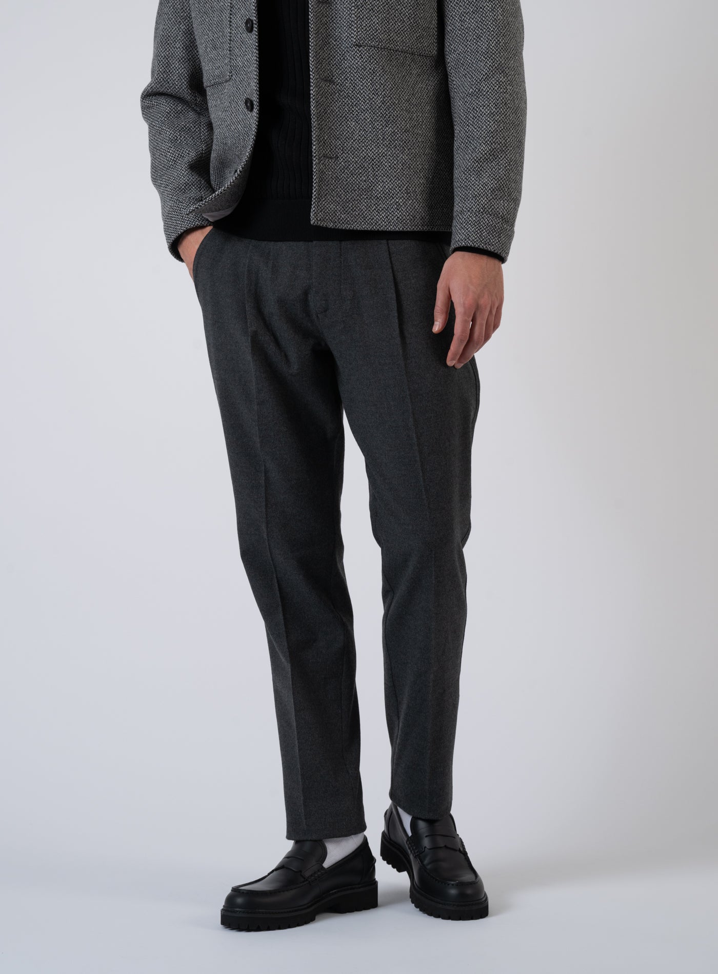 252-530022110134 OSBY JOGGER PLEATS